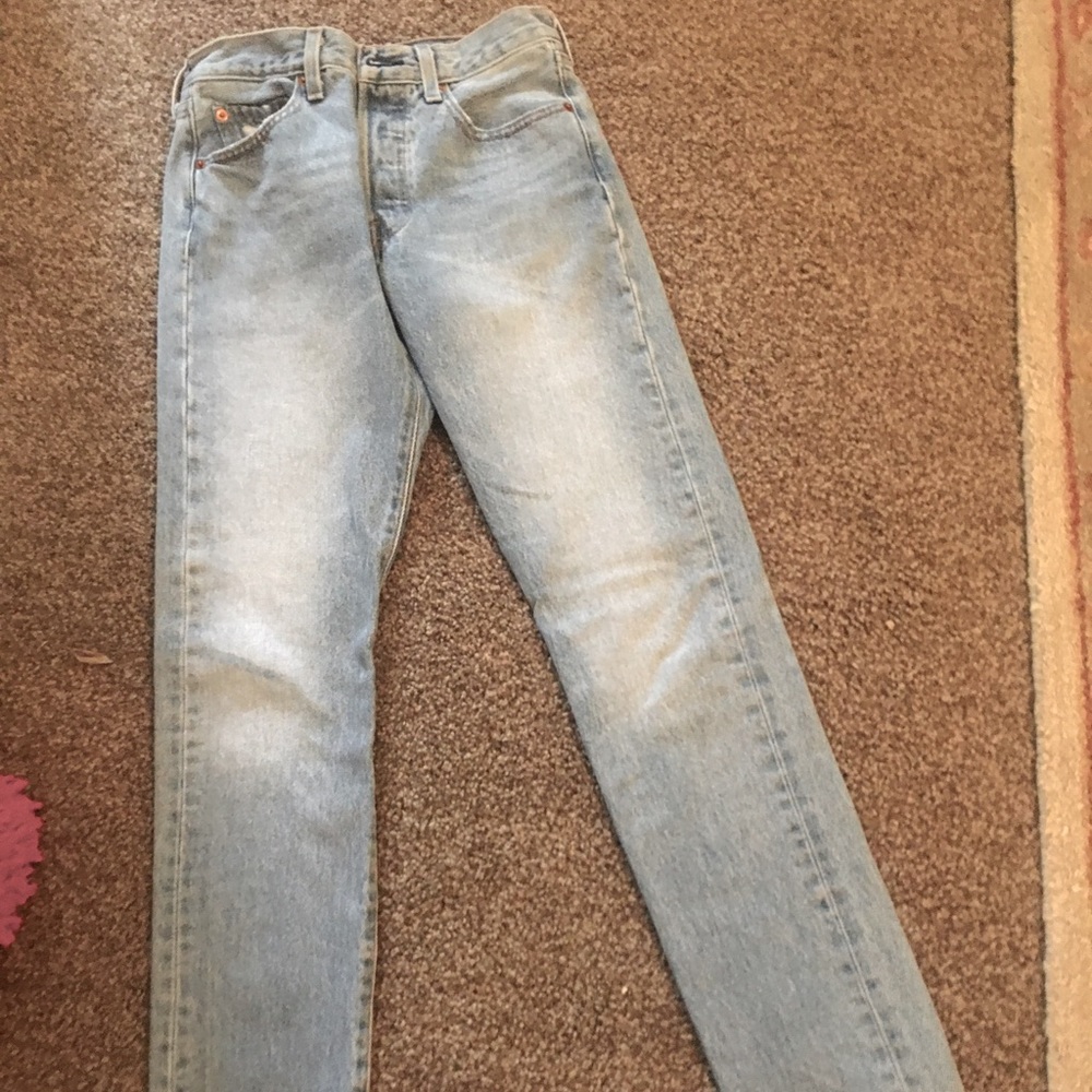 Women’s original Levi’s 501 jeans 🦋